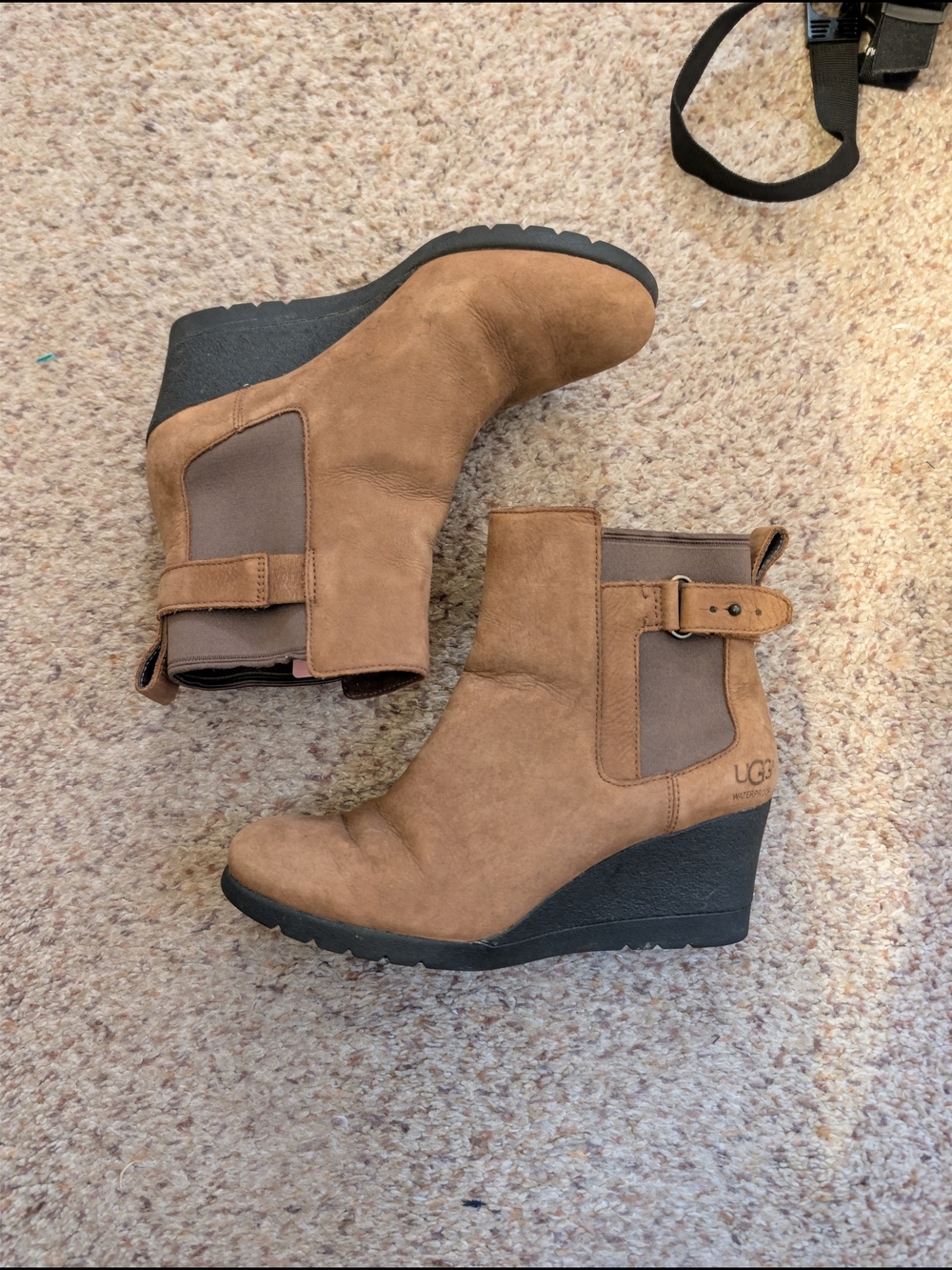 UGG Indra Waterproof Leather Suede Wedge Ankle Boots Chestnut Brown Size 6